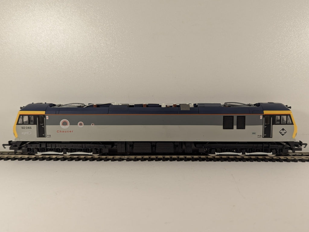 Hornby OO Gauge Class 92 Electric Locomotive 92045 EPS Grey R2035
