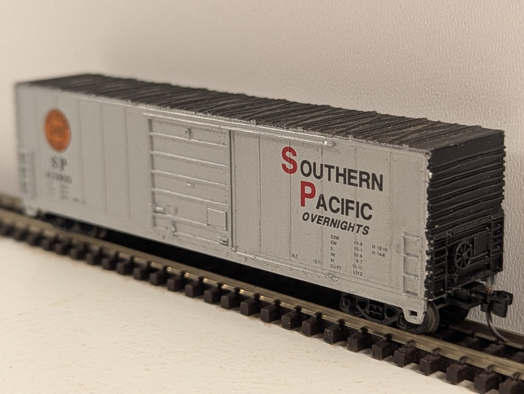 Life-Like N Gauge Southern Pacific Overnights 40ft Boxcar