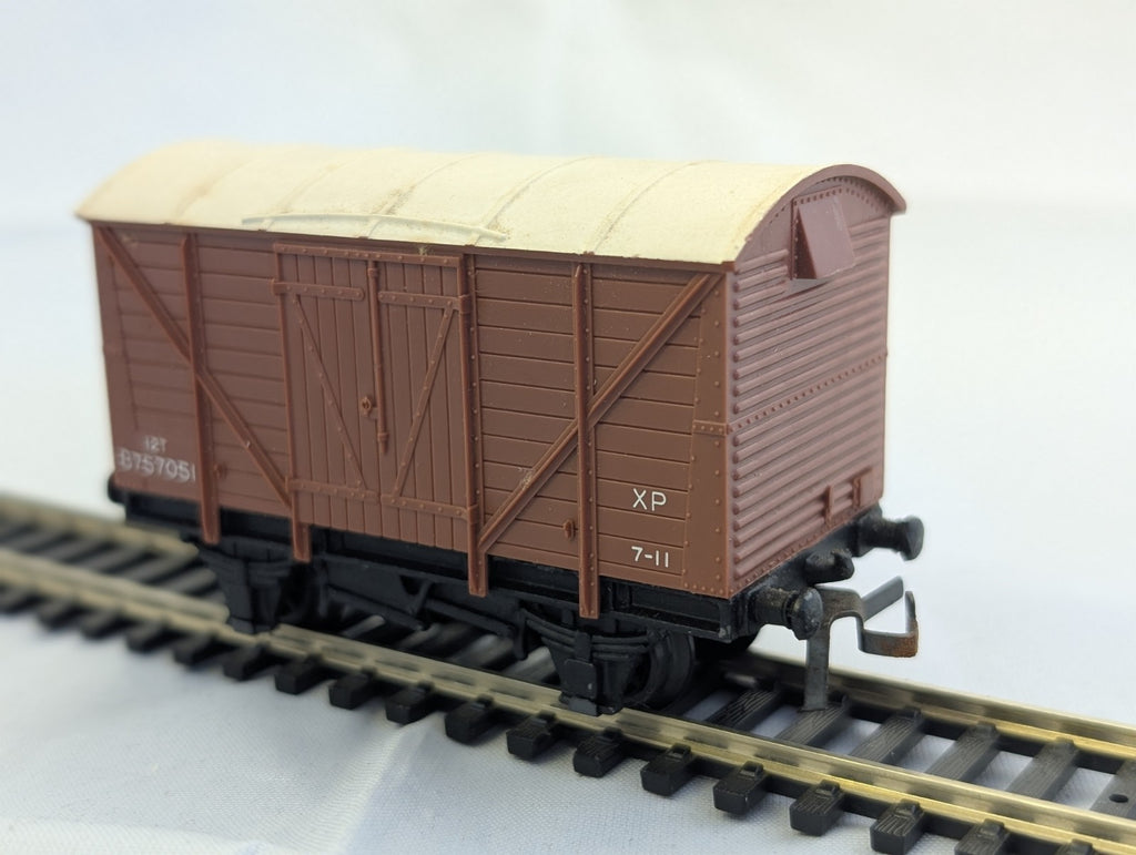 Hornby Dublo 12 Ton Ventilated Van
