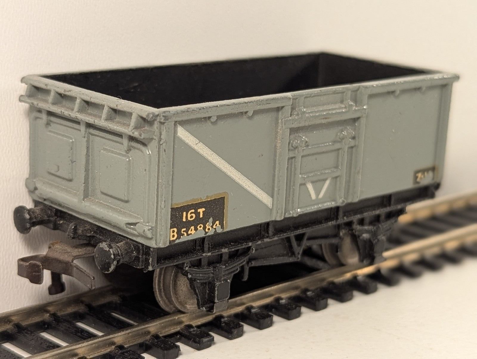 Hornby Dublo Grey 16 Ton Mineral Wagon OO Gauge