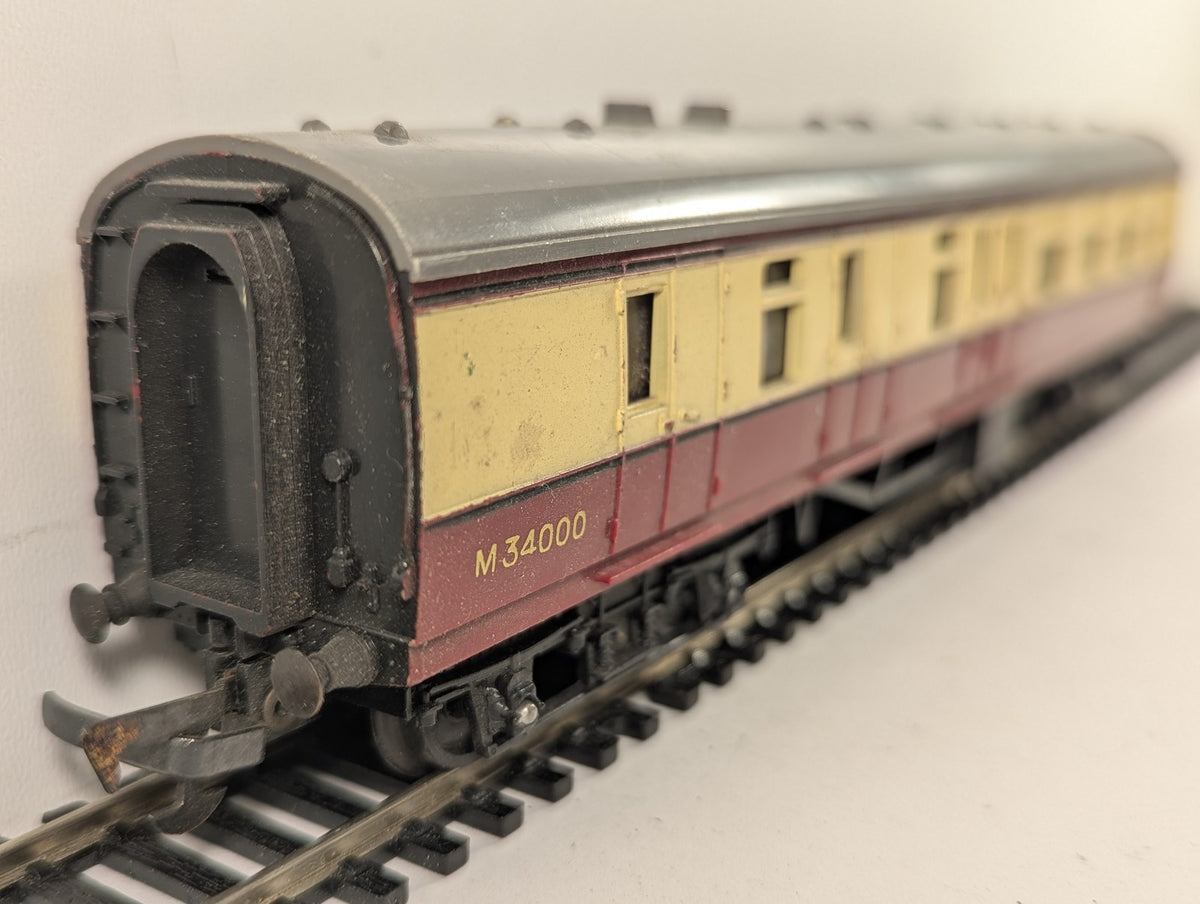 Tri-ang OO Gauge BR Mk1 Brake Second Coach Passenger Coach M34000