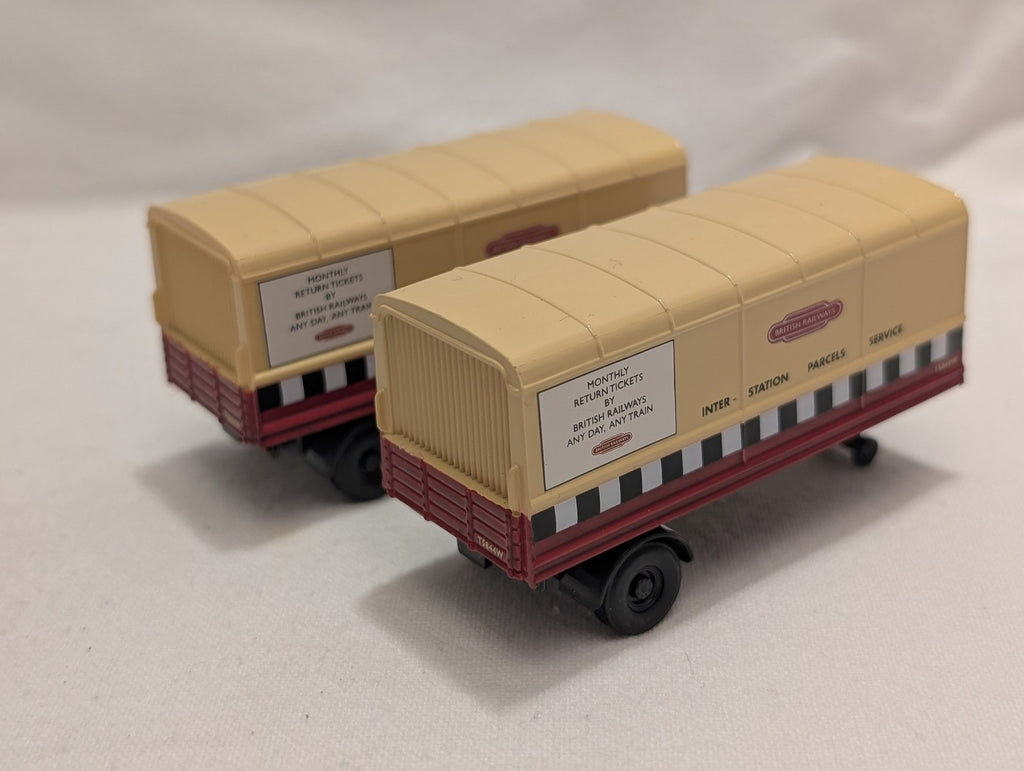 OO Gauge Scammell Articulated Parcels Trailers Die-cast Trailer Pair T5844W