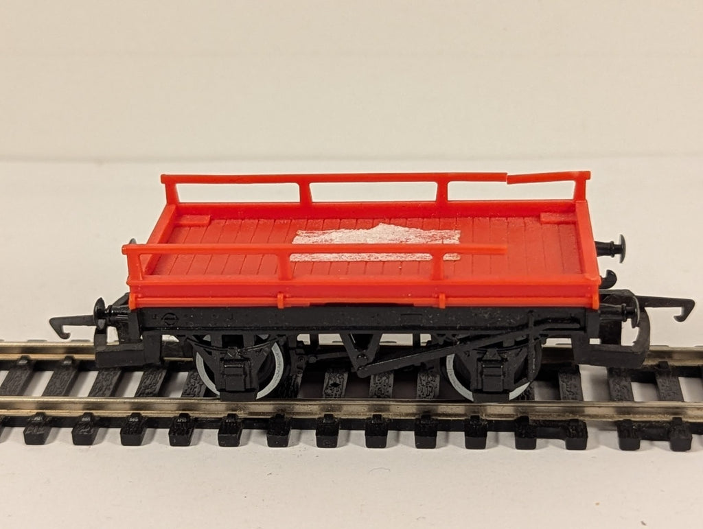 Tri-ang Hornby R17 Bolster Wagon OO Gauge - Damaged Railings