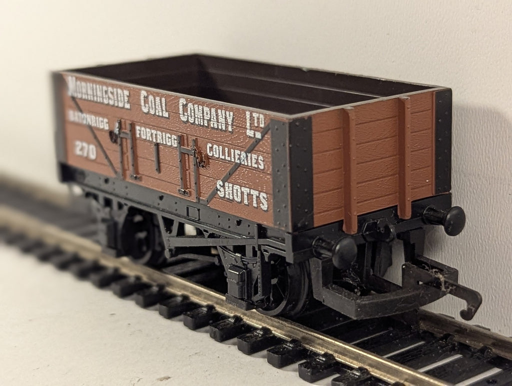 Hornby OO Gauge Morningside Coal Company 7 Plank Wagon Goods Wagon 270 R020