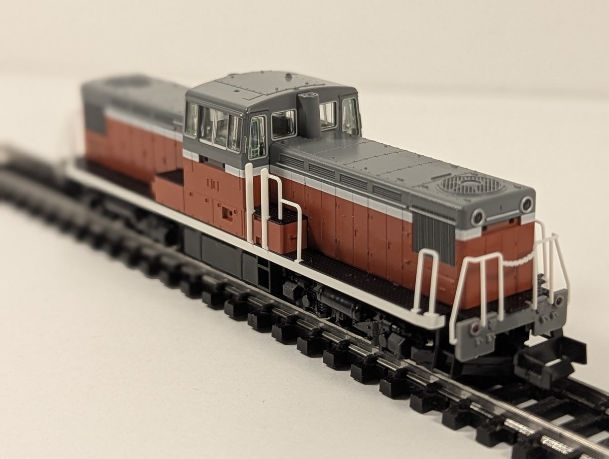 Tomix N Gauge JNR Class DD13-600 Diesel Locomotive JNR Red & Grey 2228