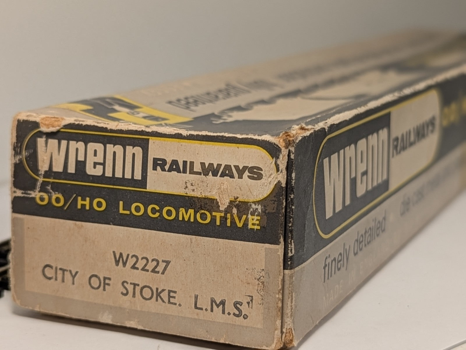 Wrenn OO Gauge Coronation Class 'City of Stoke-on-Trent' Locomotive