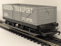 Hornby OO Gauge 7 Plank Open Wagon Rolling Stock 1206 Modern Transport R.010