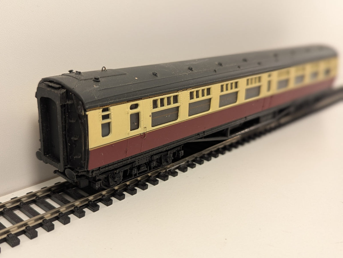 Bachmann 34-527 63ft Bulleid Corridor Second in BR Crimson & Cream