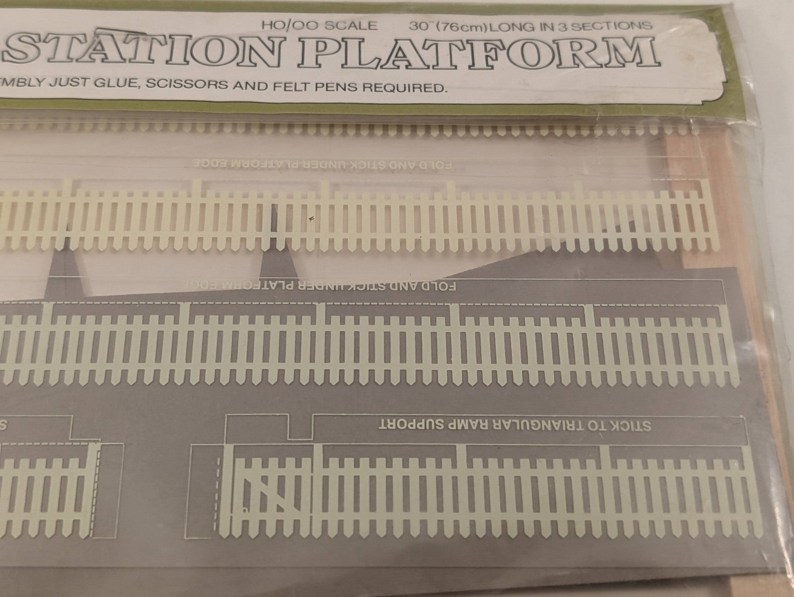 Masterplan Model Buildings Country Platform – OO Gauge