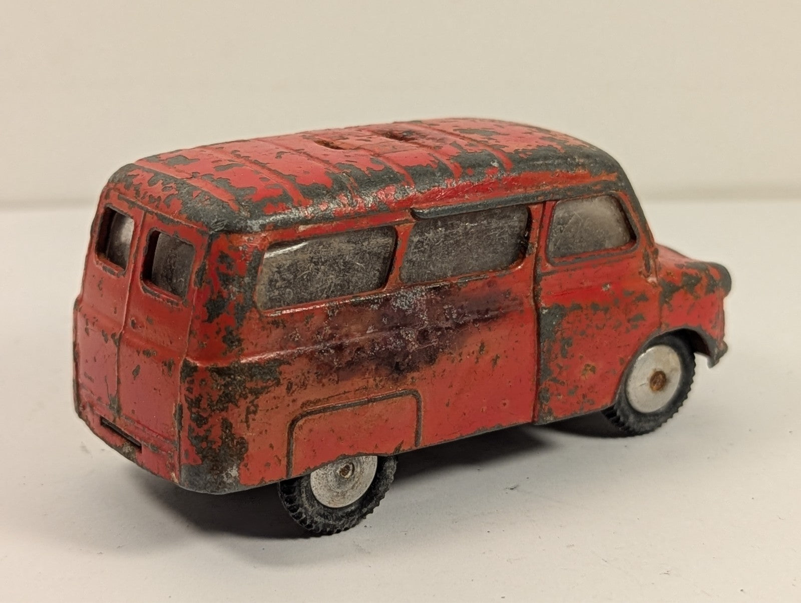 Corgi Toys 404 Bedford Dormobile Campervan 1:43 Scale - Chipped Paint