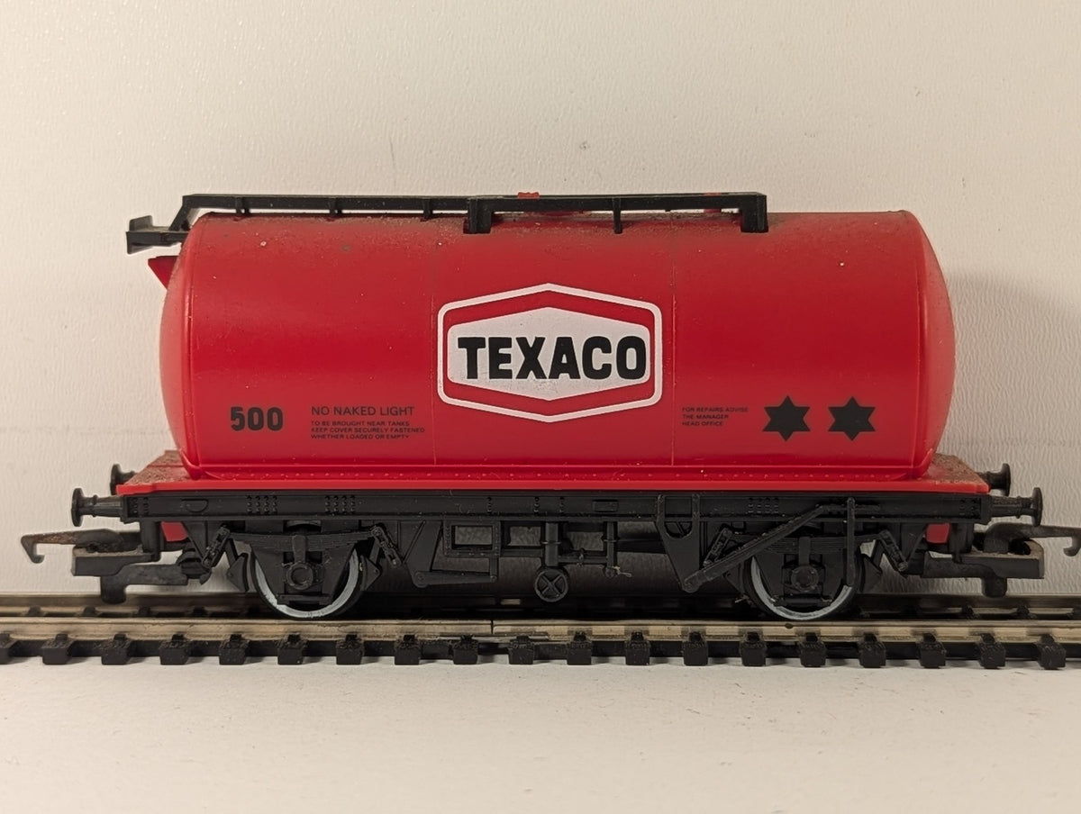 Hornby OO Gauge Texaco Tank Wagon 500 Texaco Red R234