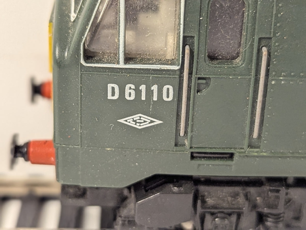 Hornby OO Gauge Class 29 Diesel Locomotive D6110 BR Green