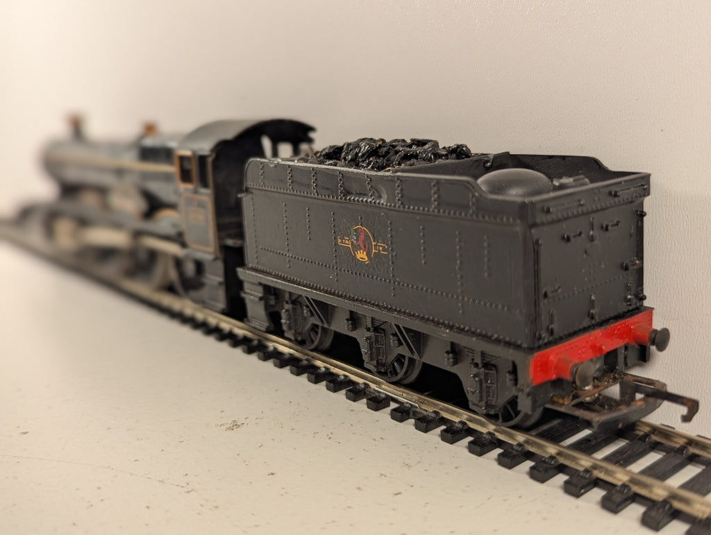 Hornby OO Gauge GWR Class 4900 'Hall' Class 4-6-0 'Kneller Hall'