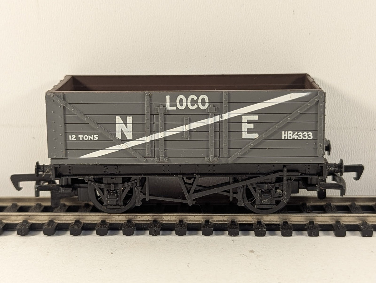 Mainline OO Gauge 12 Ton Loco Coal Wagon Goods Wagon HB4333 LNER Grey 37-133