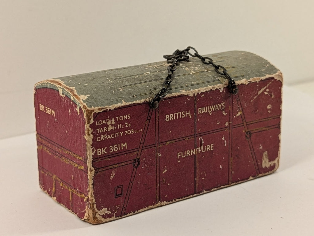 Hornby O Gauge Railway Container - Chipped Paint