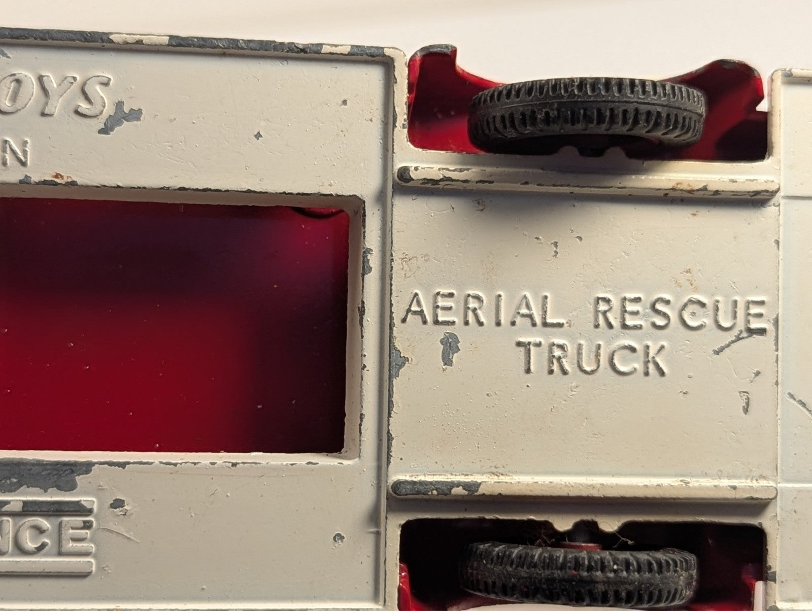 Corgi Major Toys 1143 American LaFrance Aerial Rescue Truck 1:43 Scale