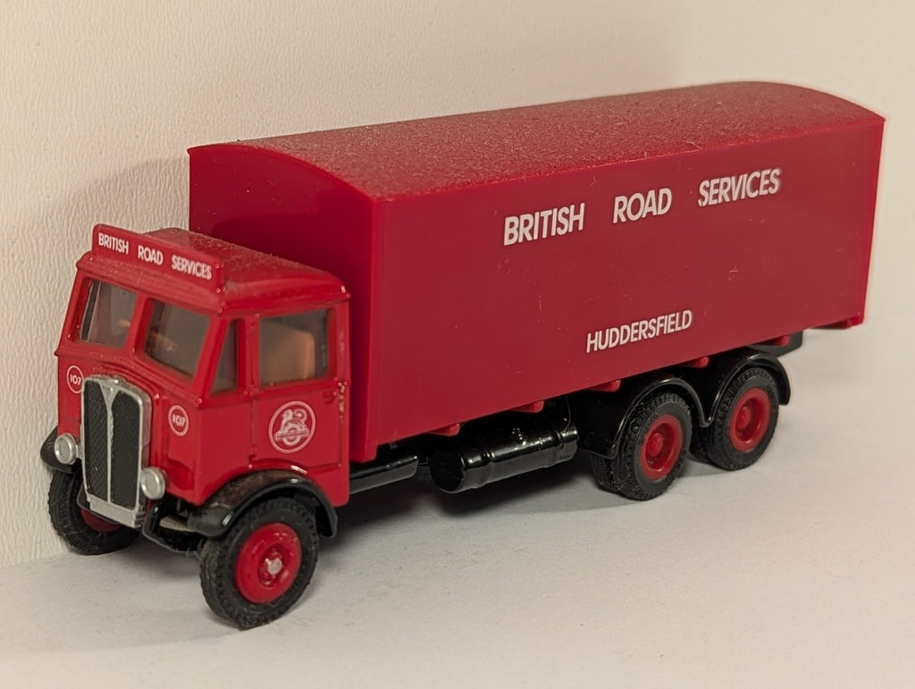 Exclusive First Editions (EFE) AEC Mammoth 6-Wheel Box Van – 1:76 Scale