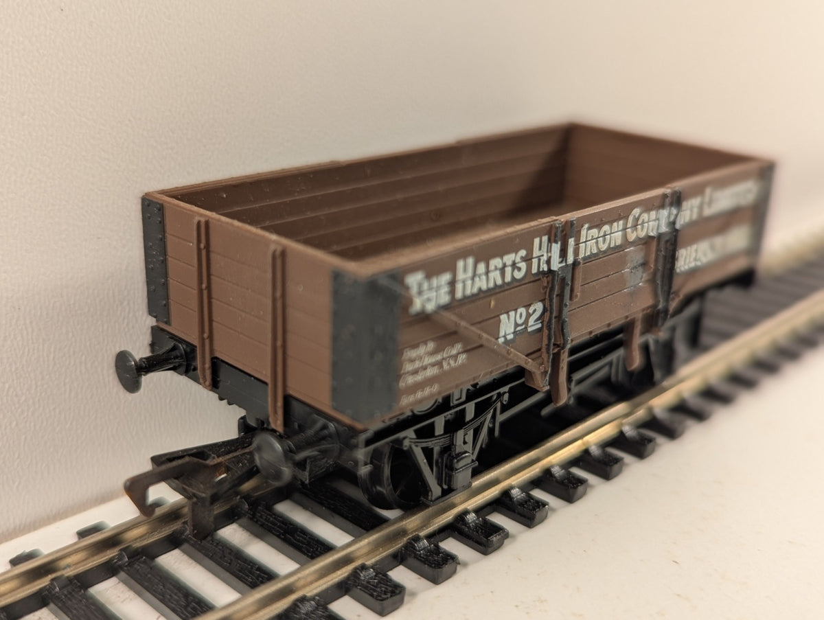 Airfix OO Gauge 5 Plank Wagon Harts Hill Iron