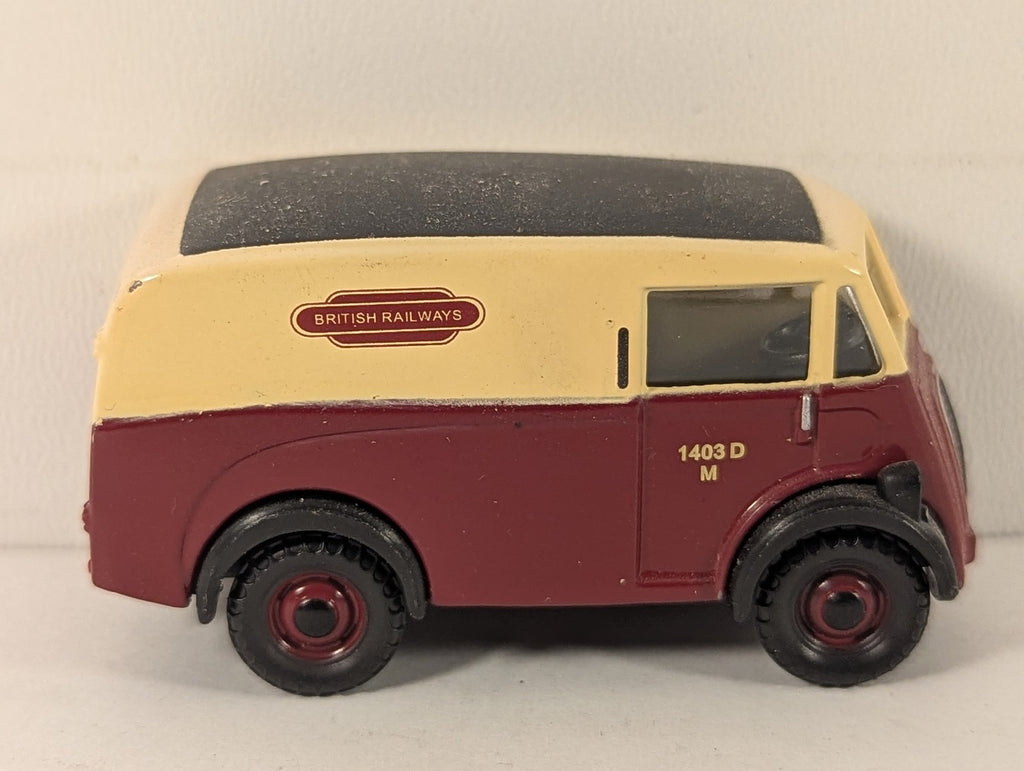 Classix OO Gauge Morris J Van Road Vehicle 1403 D/M British Railways EM76617