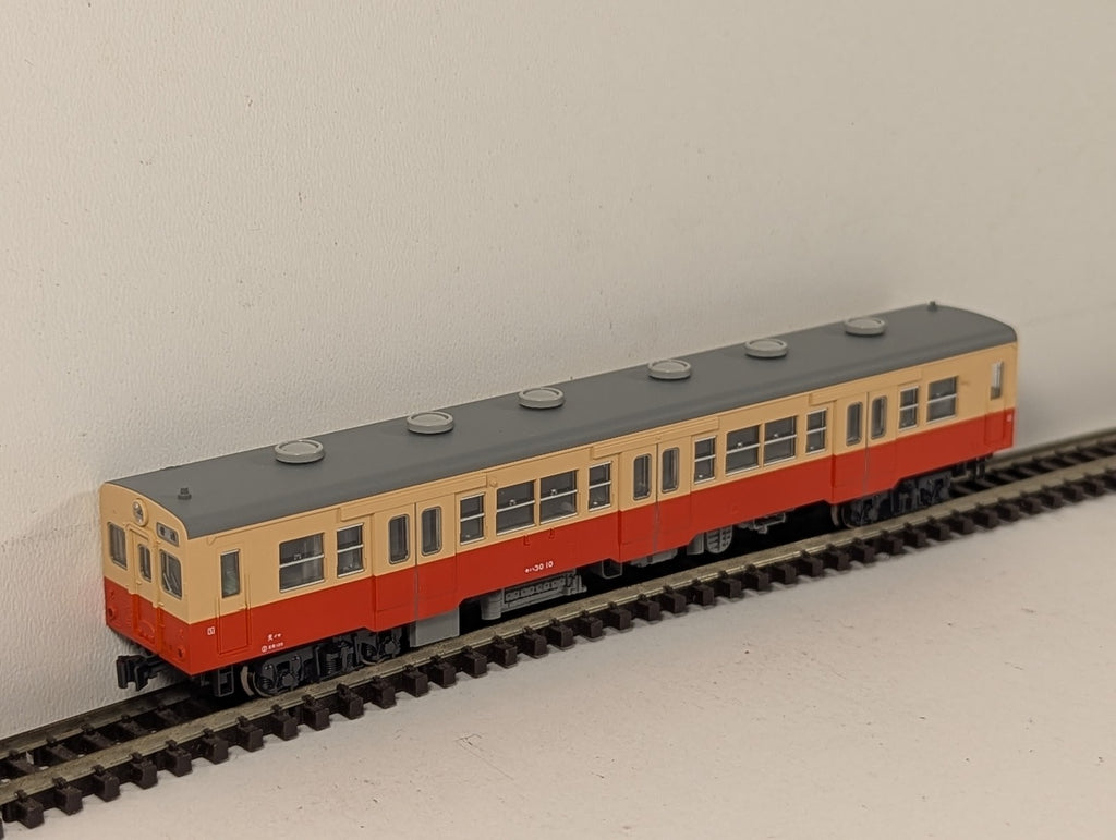 Kato N Gauge KiHa 30 Diesel Railcar KiHa 30 10 JNR Cream and Red 6073-1