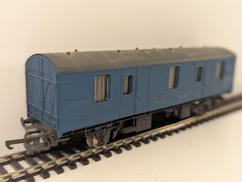 Hornby R6315A OO Gauge CCT Utility Wagon
