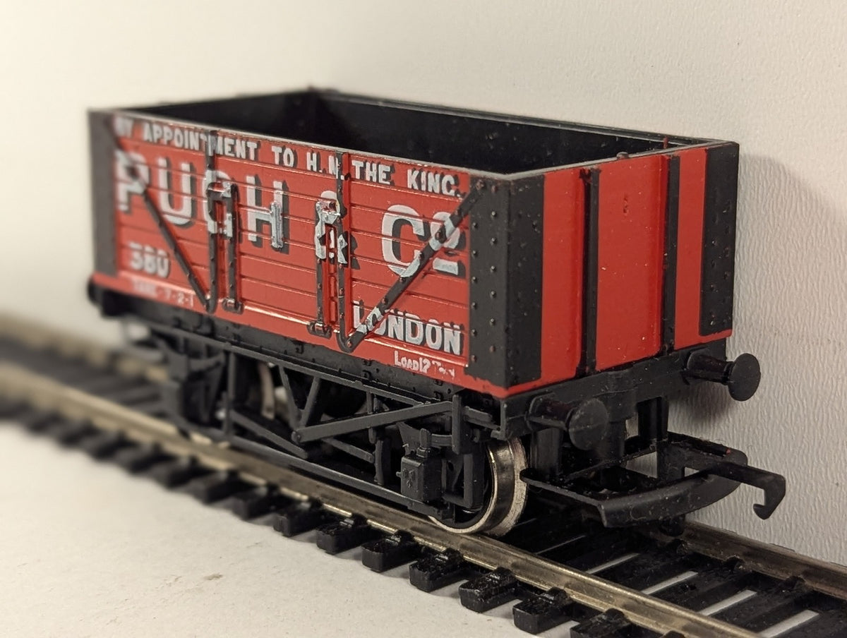 Hornby OO Gauge Pugh & Co Coal Wagon Goods Wagon 380 R010