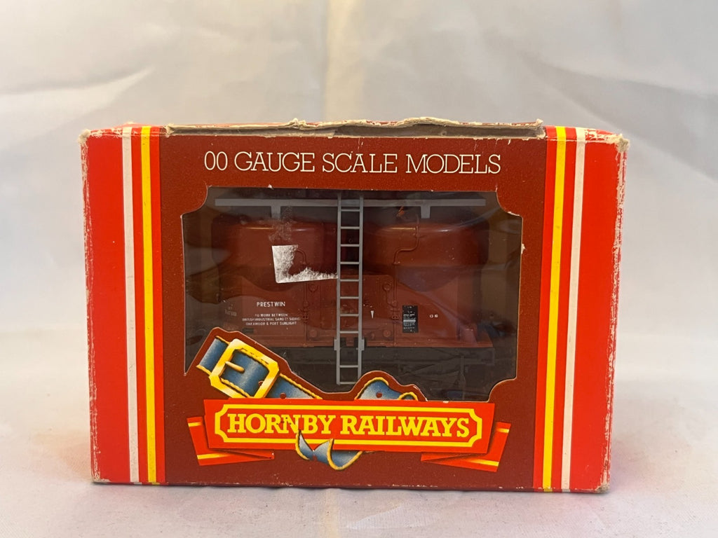Hornby R723 Prestwin Twin Silo Wagon OO Gauge Boxed