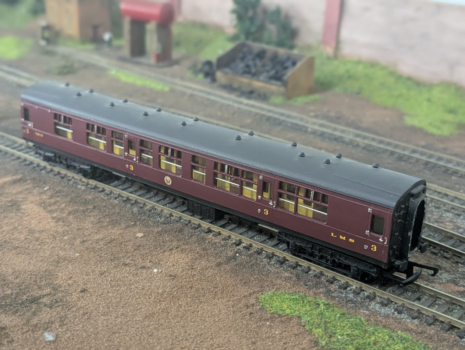 Triang LMS Coach 1st/ 3rd Class Repainted Renumbered 7812