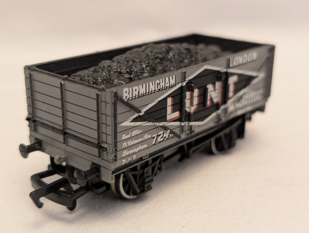 Bachmann OO Gauge 7 Plank Wagon Goods Wagon 724 Lunt
