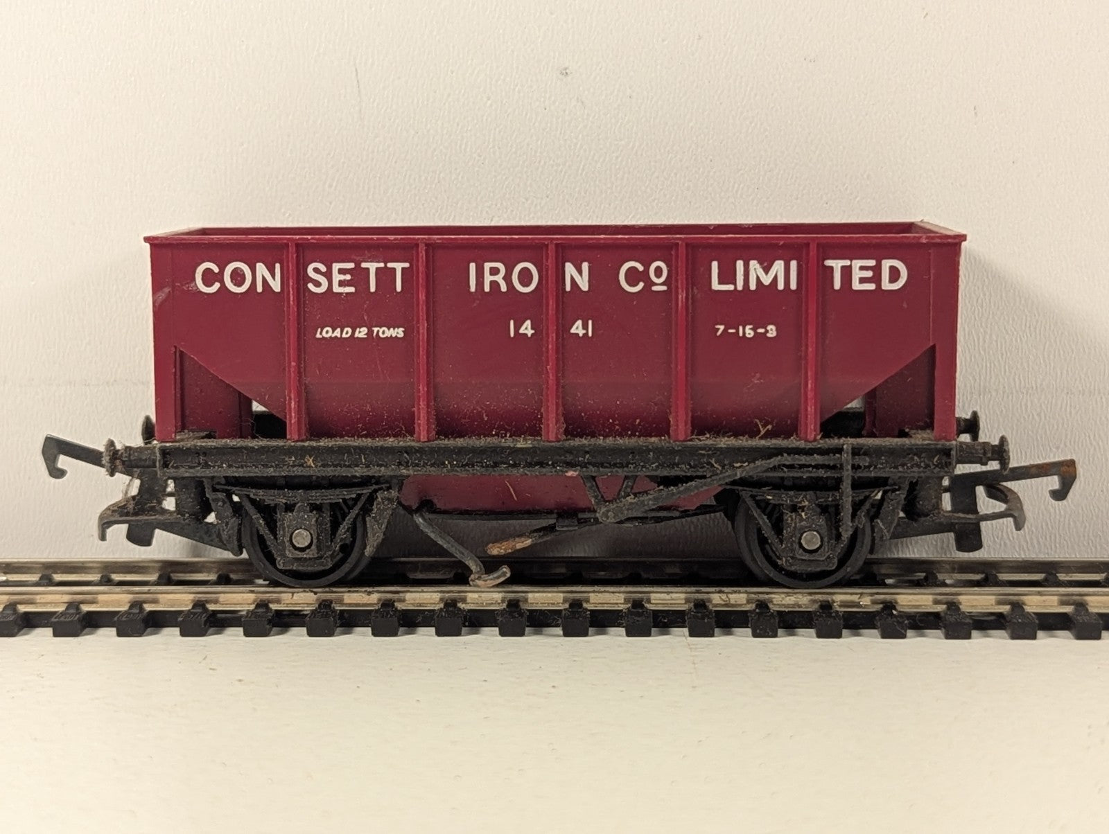 Tri-ang OO Gauge Consett Iron Co. Limited Hopper Wagon 1441 Consette