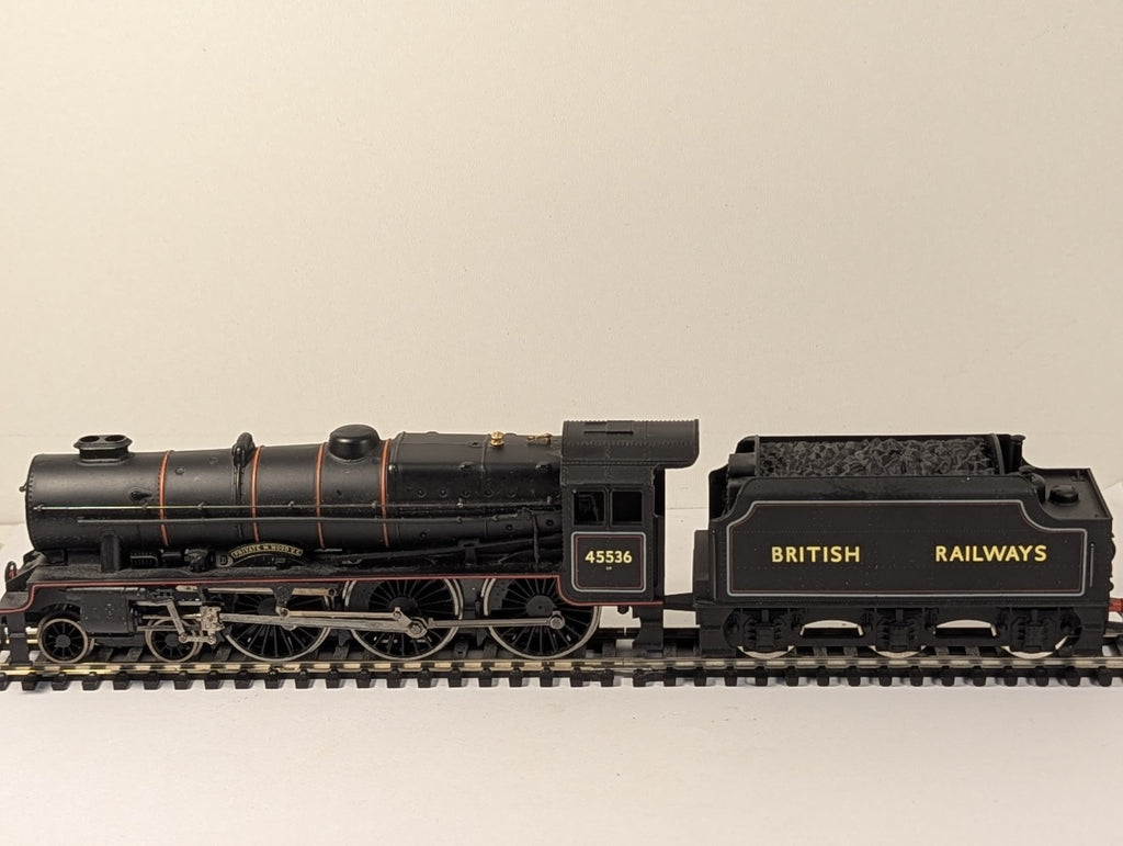 Bachmann OO Gauge Patriot Class 45536 Private W Wood VC BR Steam Loco
