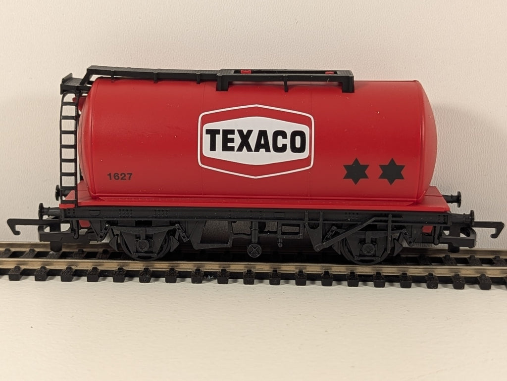 Hornby R231 OO Gauge Texaco Tank Wagon