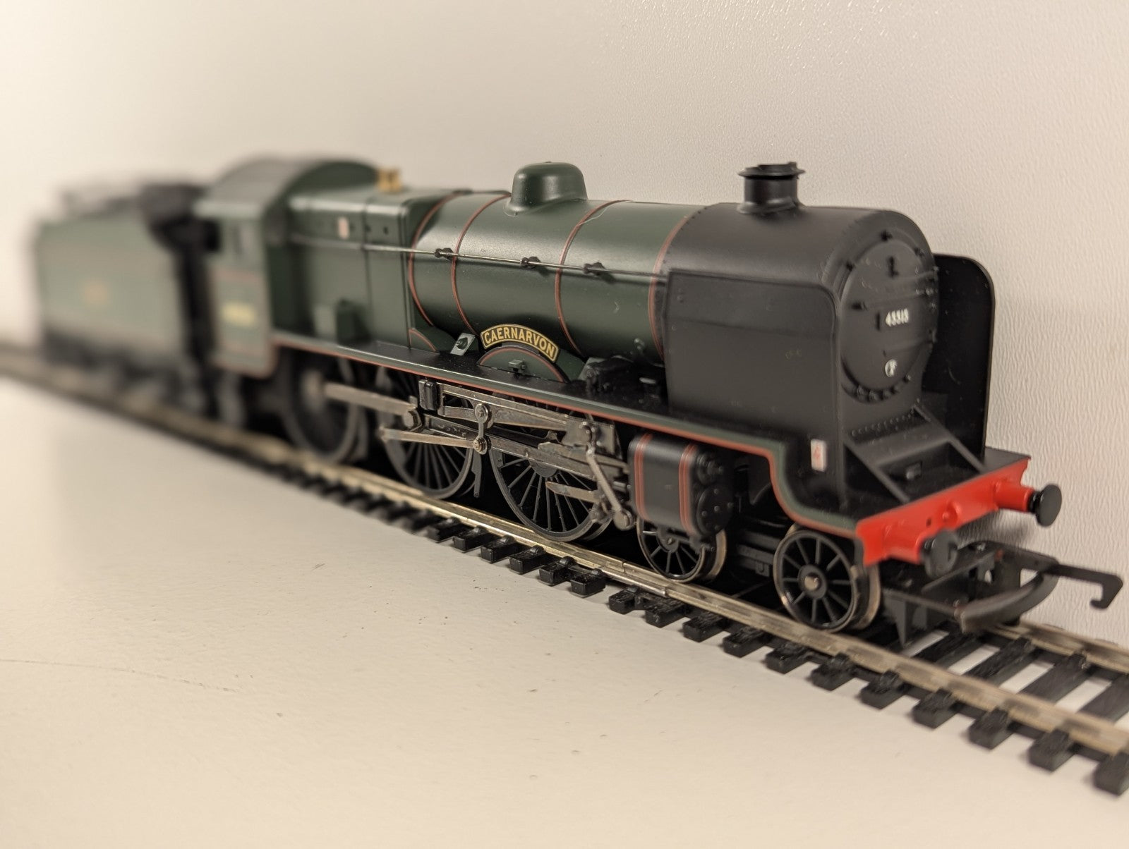 Hornby R2208 BR Patriot Class 5XP 45515 “Caernarvon” 4-6-0 BR Green