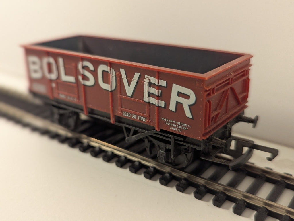 Hornby OO Gauge R136 ‘Bolsover’ 20T Mineral Wagon