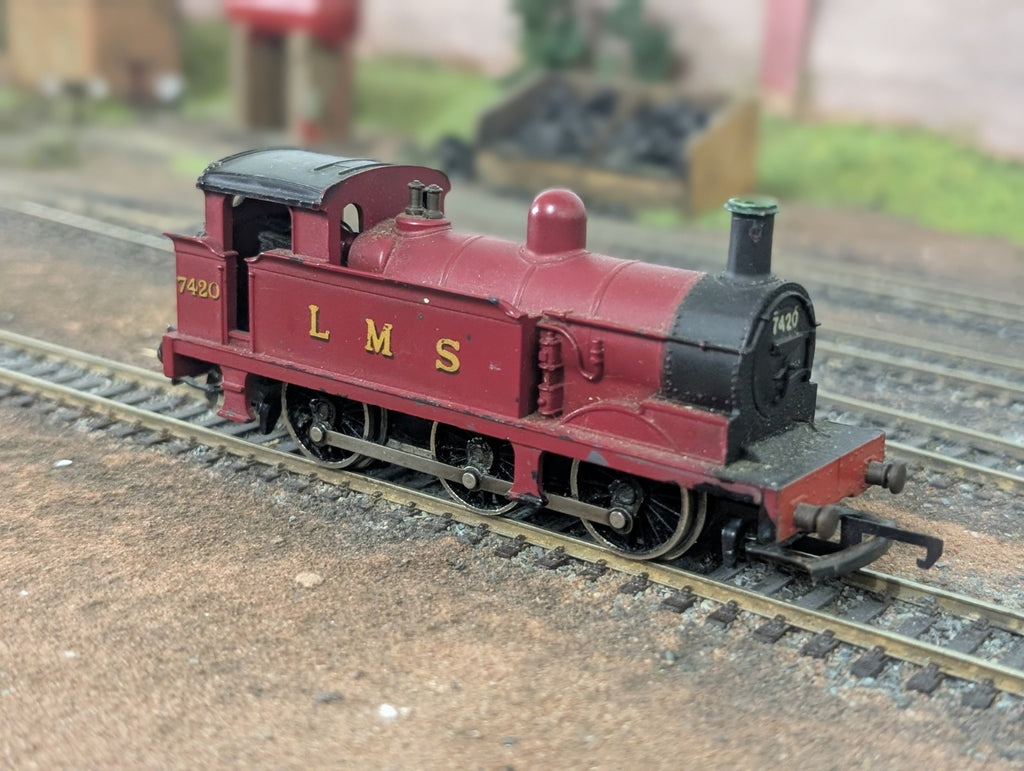 Wrenn W2204 LMS Red Class R1 Tank 0-6-0T Locomotive 7420