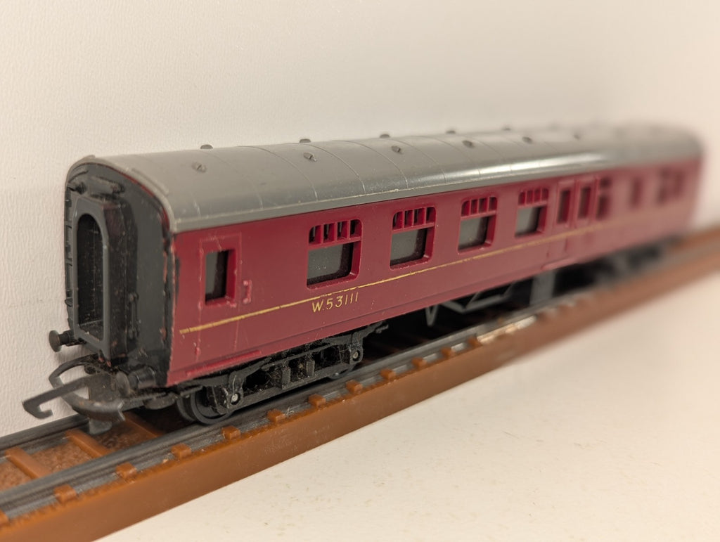 Tri-ang TT Gauge BR Mk1 Corridor Brake Coach