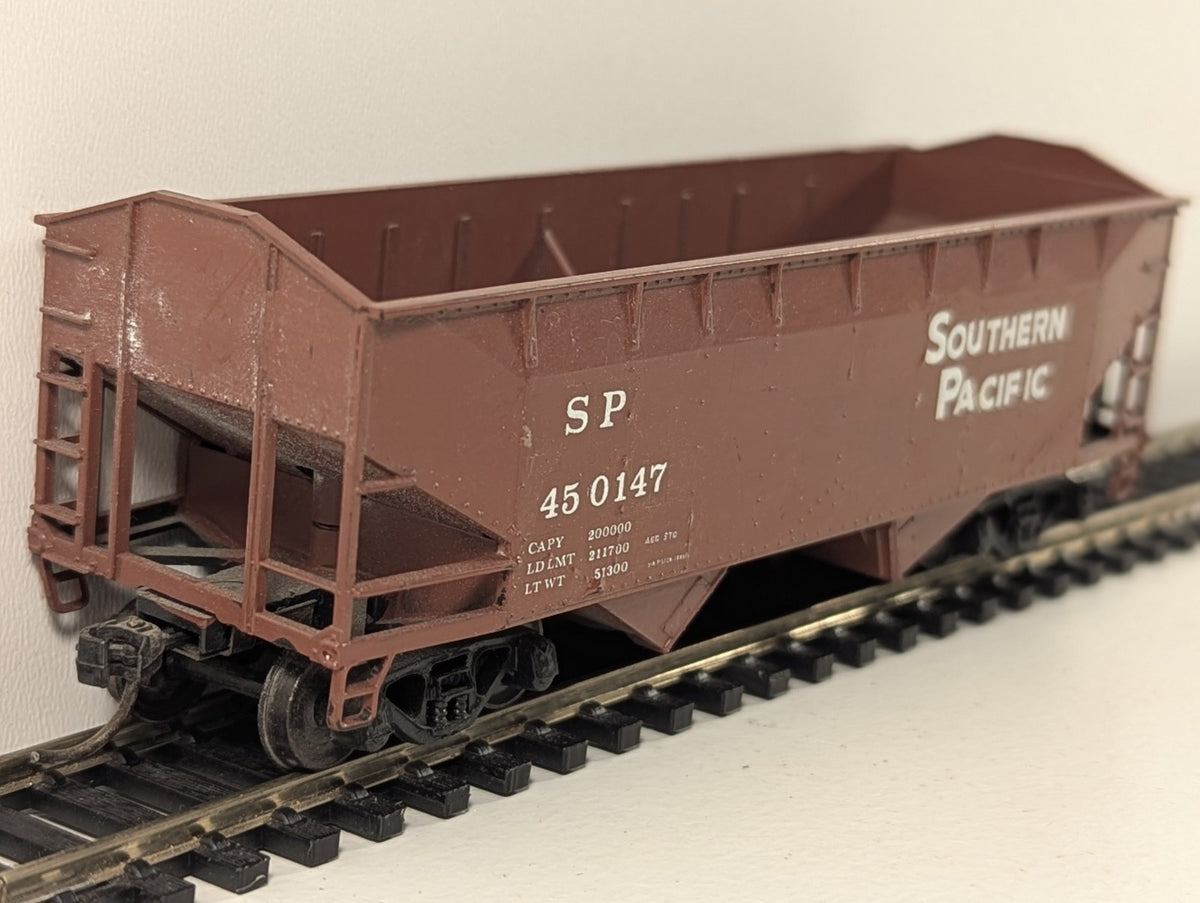 Athearn HO Gauge Southern Pacific Hopper Wagon – Renumbered