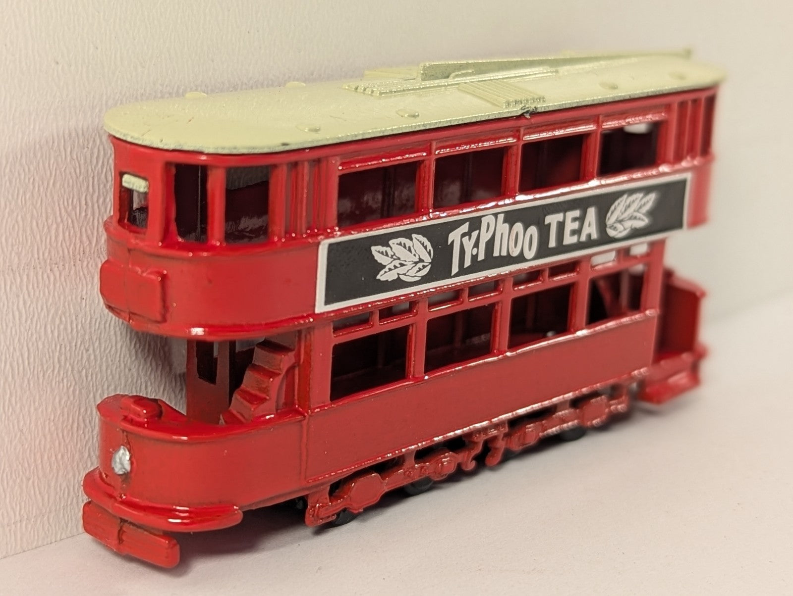 Lledo Jubilee Tram (Original E1 London Tram) Ty.Phoo Tea Red