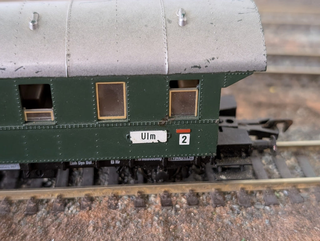 Lima HO Gauge DB 2nd Class Passenger Coach E640a No. 27261 "Nürnberg – Ulm"