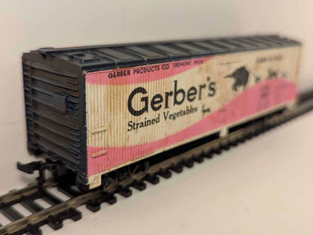 Tyco HO Scale Gerber's Woodside Reefer Goods Wagon GSVX 1001