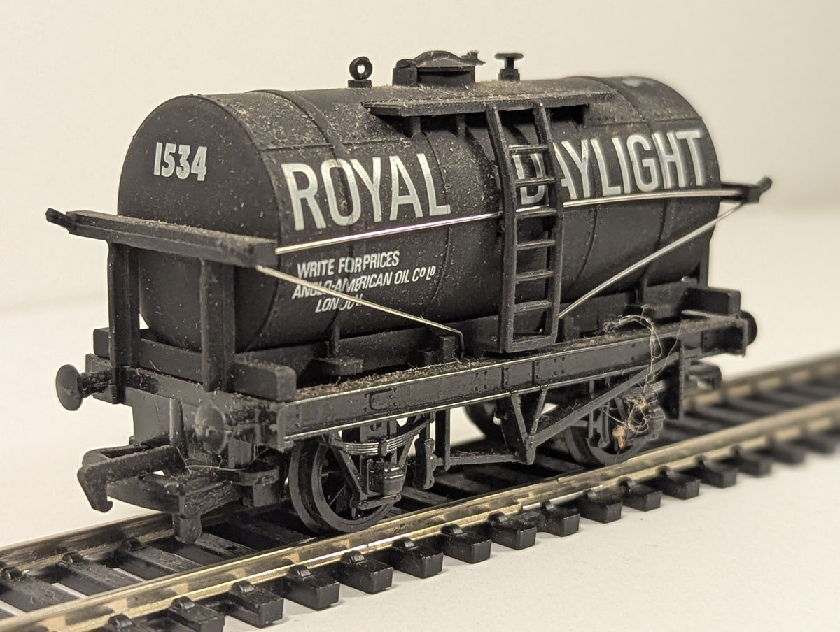 Mainline OO Gauge Royal Daylight 14-Ton Tank Wagon Goods Wagon 1534