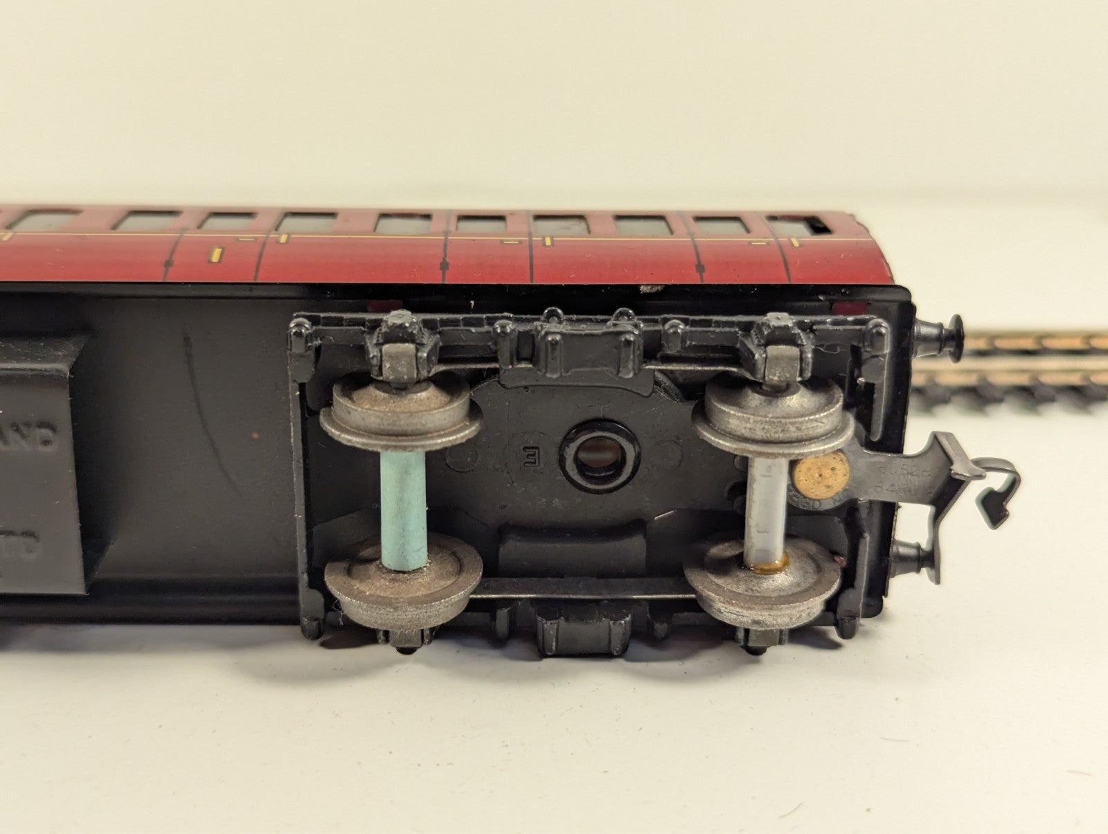 Hornby Dublo Suburban 1st Class Composite Branchline Coach OO Gauge