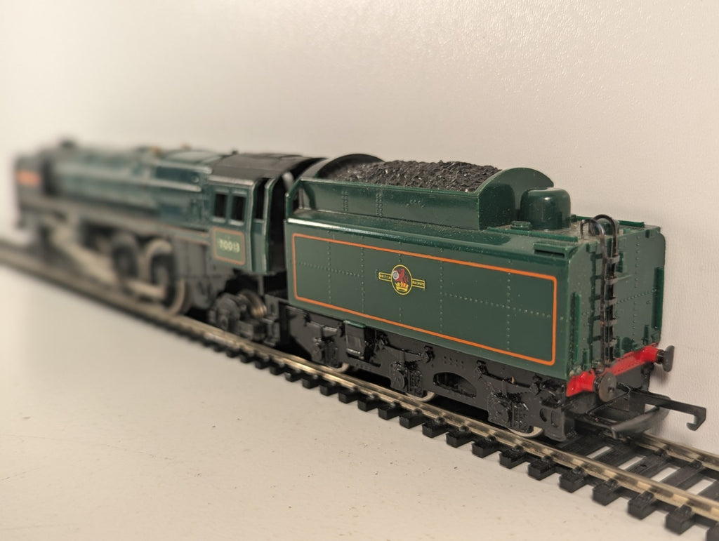 Hornby OO Gauge BR Standard Class 7 Britannia Class 'Oliver Cromwell
