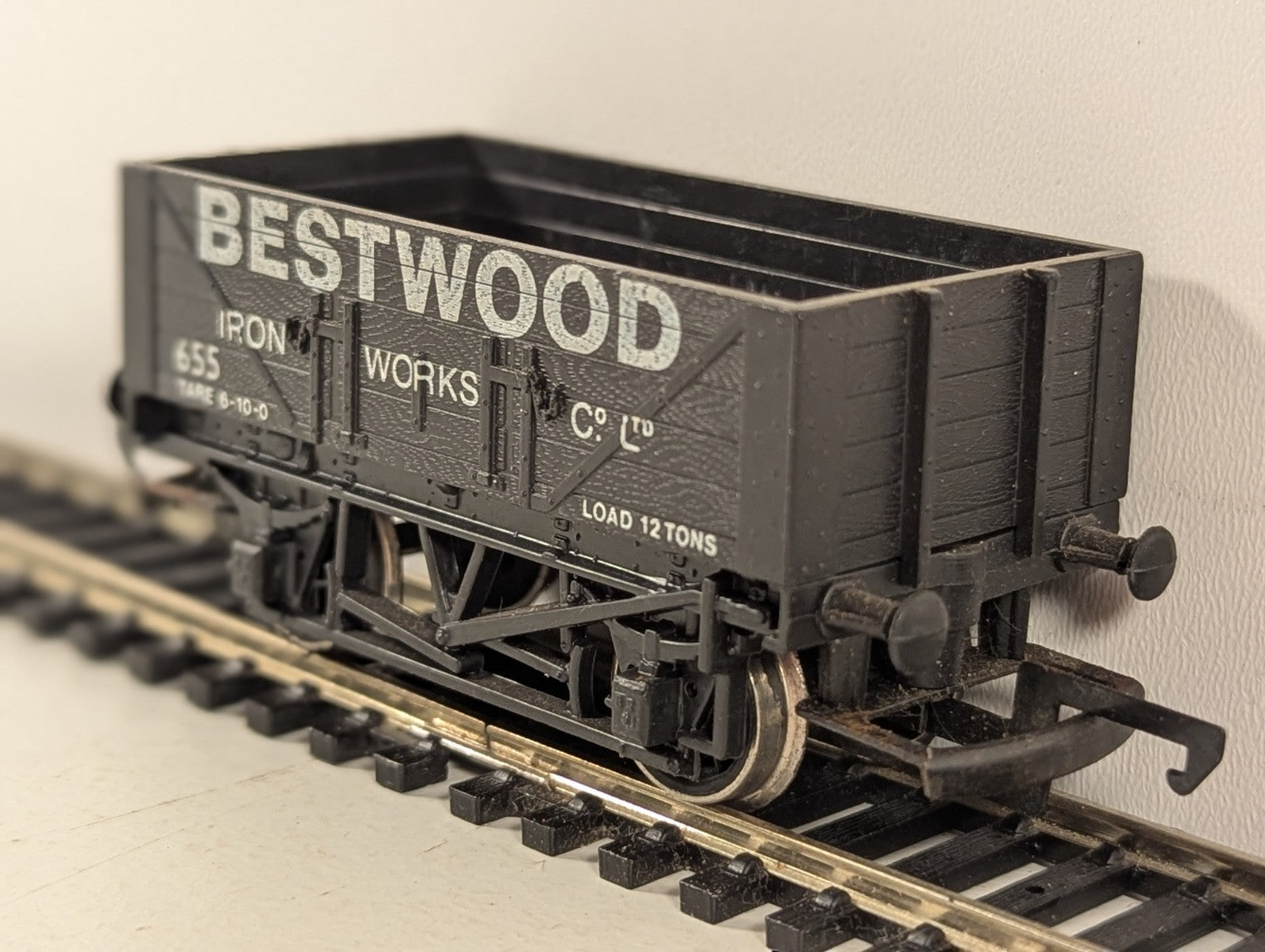 Hornby OO Gauge 7 Plank Open Wagon Bestwood Goods Wagon 655