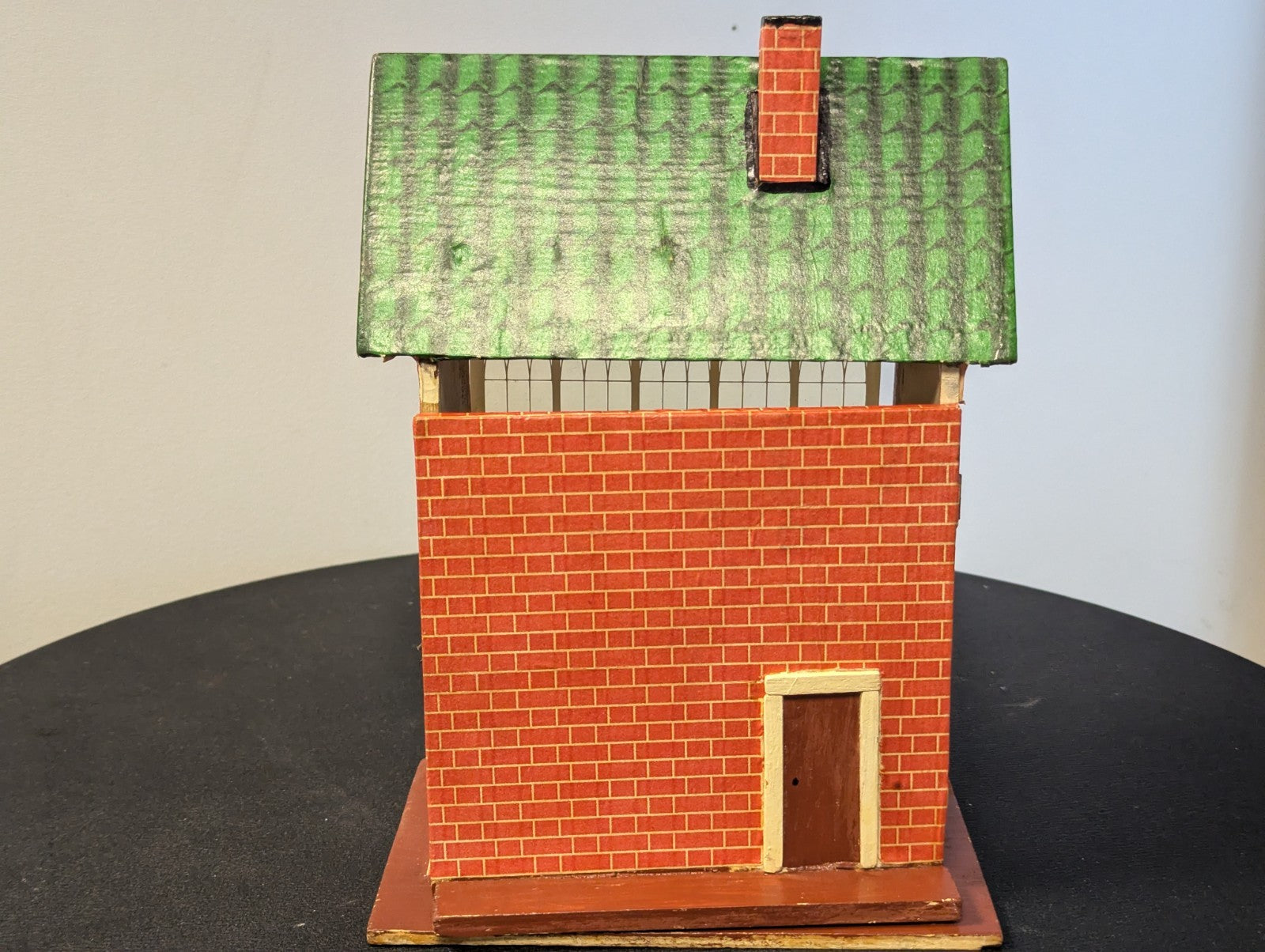 O Gauge Stunning Signal Box with Lights