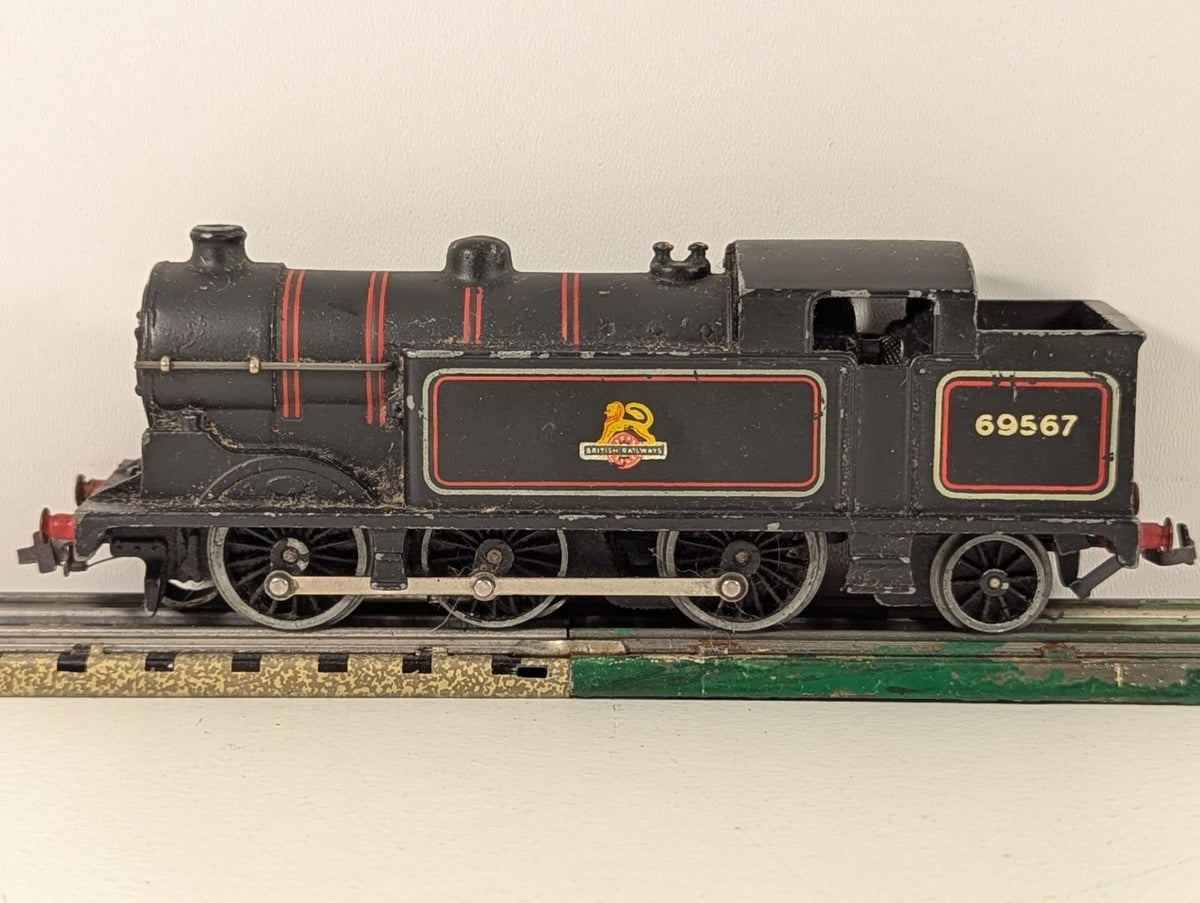 Hornby Dublo EDL17 0-6-2 Tank Locomotive 69567 – 3 Rail – Poor Runner – OO Gauge