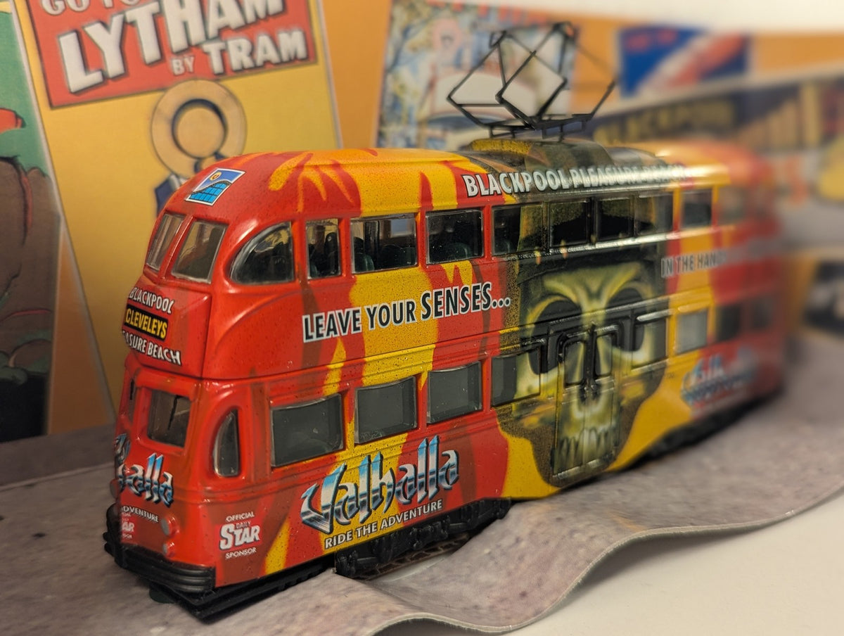Corgi 1:76 Scale Blackpool Balloon Tram Valhalla 720
