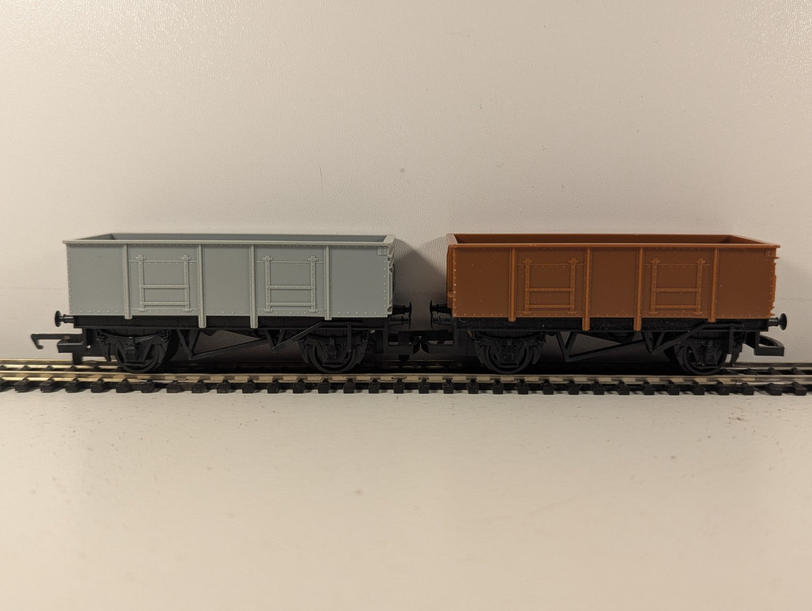 Hornby OO Gauge My First Hornby Battery Operated Train Set LMS R1031