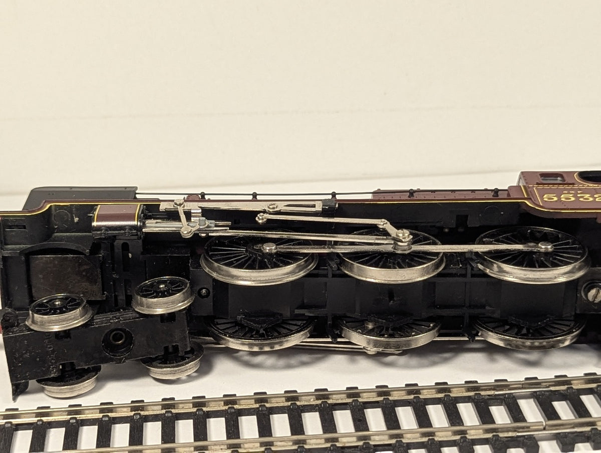 Hornby OO Gauge Patriot Class 5XP 'Illustrious' Locomotive 5532 LMS Crimson Lake