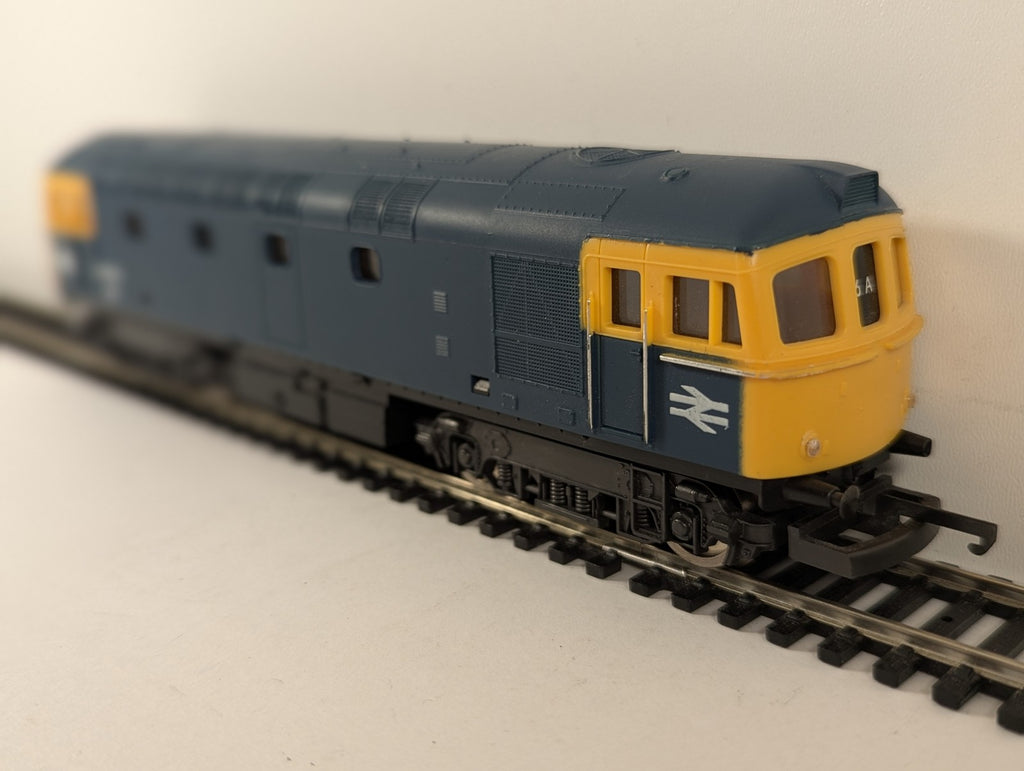 Lima OO Gauge Class 33 Locomotive 33002 BR Blue 205122